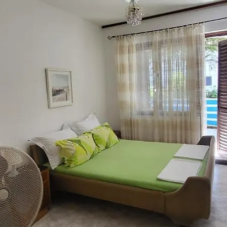 Paula * Ядраново